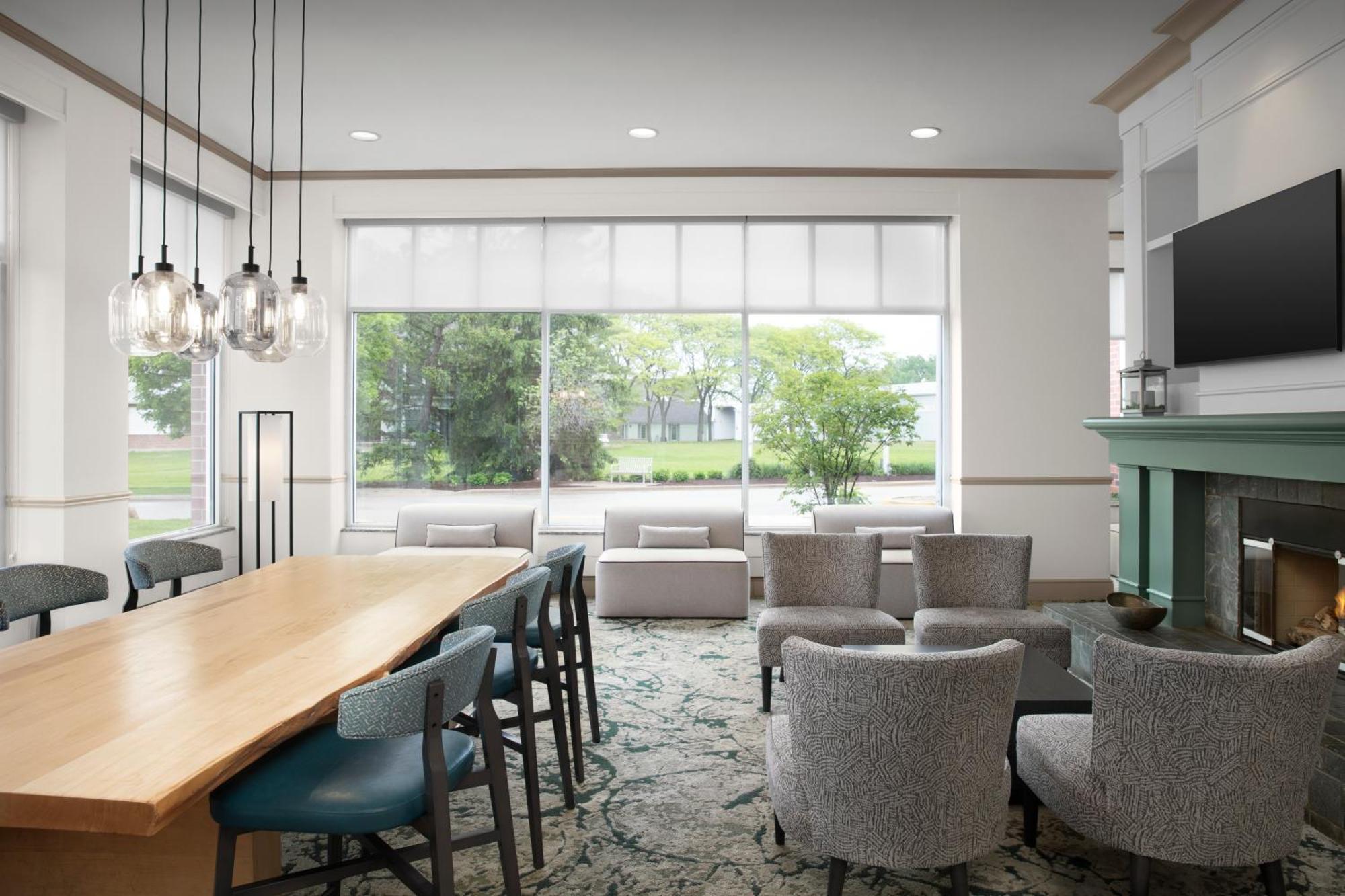Hilton Garden Inn Хоффман-Эстейтс Экстерьер фото