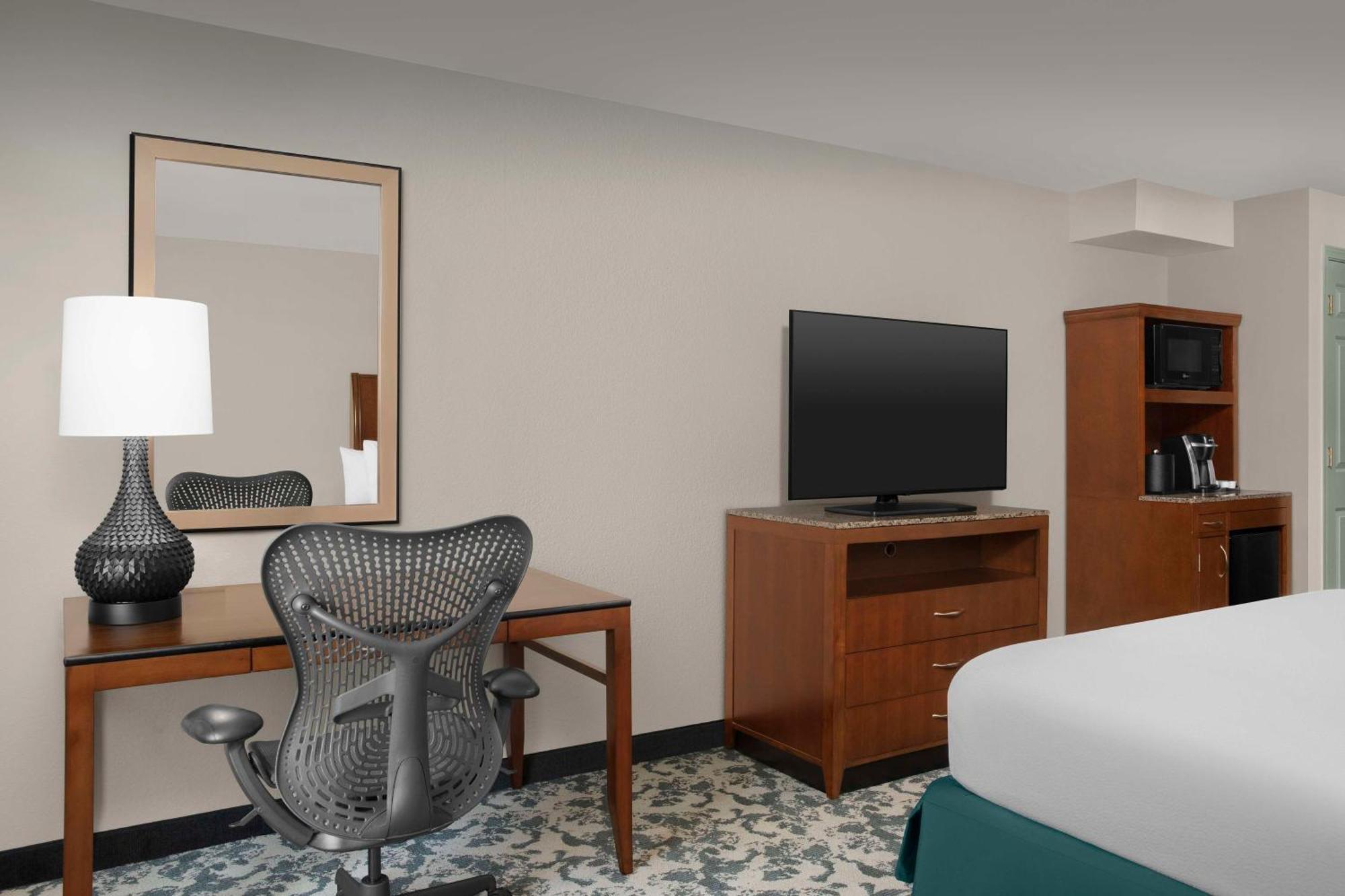 Hilton Garden Inn Хоффман-Эстейтс Экстерьер фото